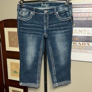 Amethyst Capri jeans